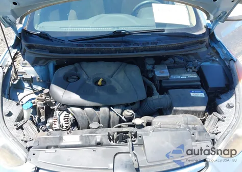 2011 Hyundai Elantra Gls (Ulsan Plant) z USA, uszkodzony, nr VIN KMHDH4AE2BU084339